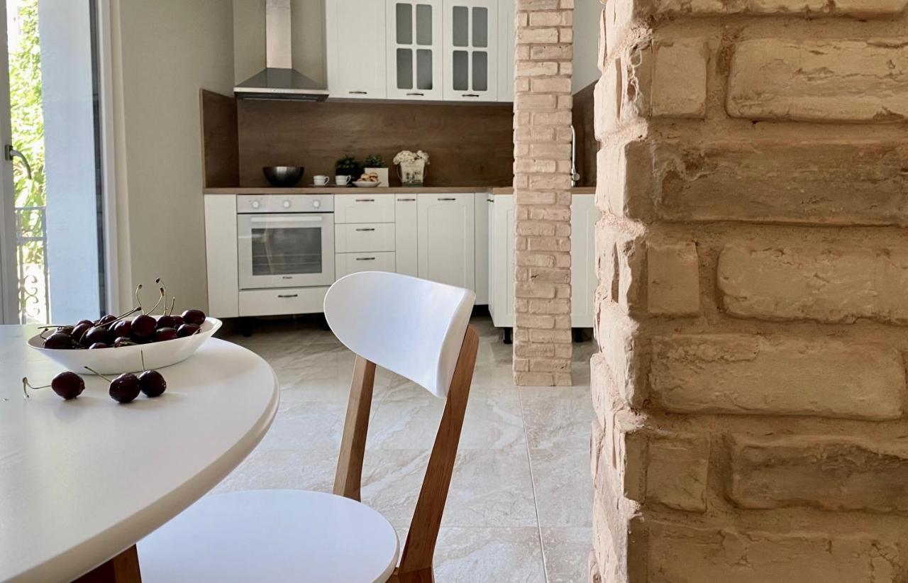 Old Town City Center Apartment Ruse Ngoại thất bức ảnh