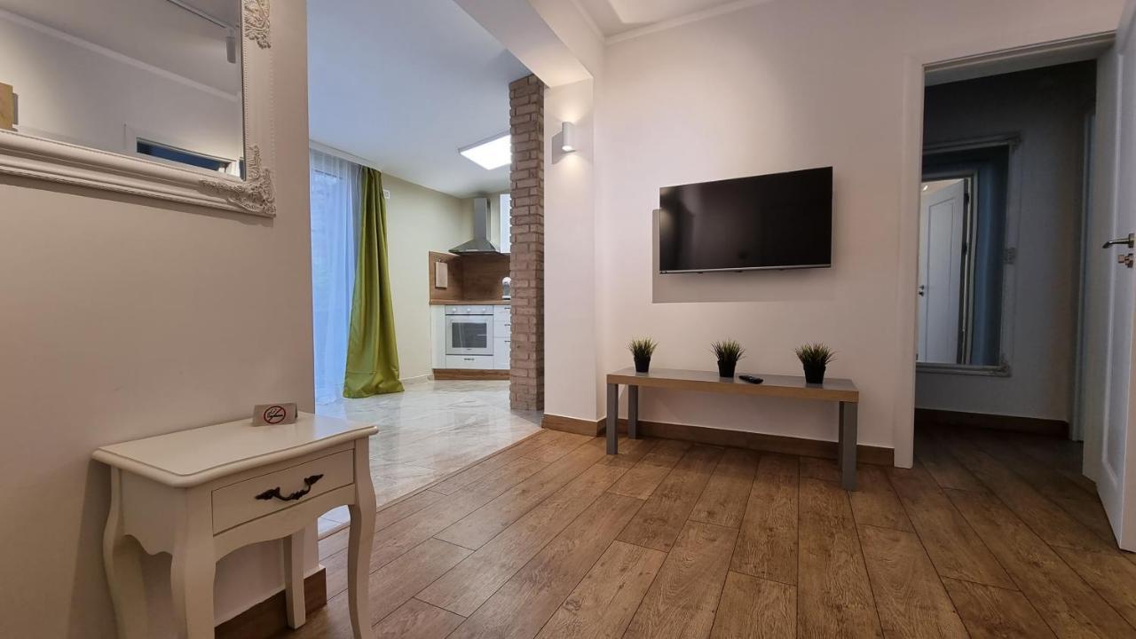 Old Town City Center Apartment Ruse Ngoại thất bức ảnh