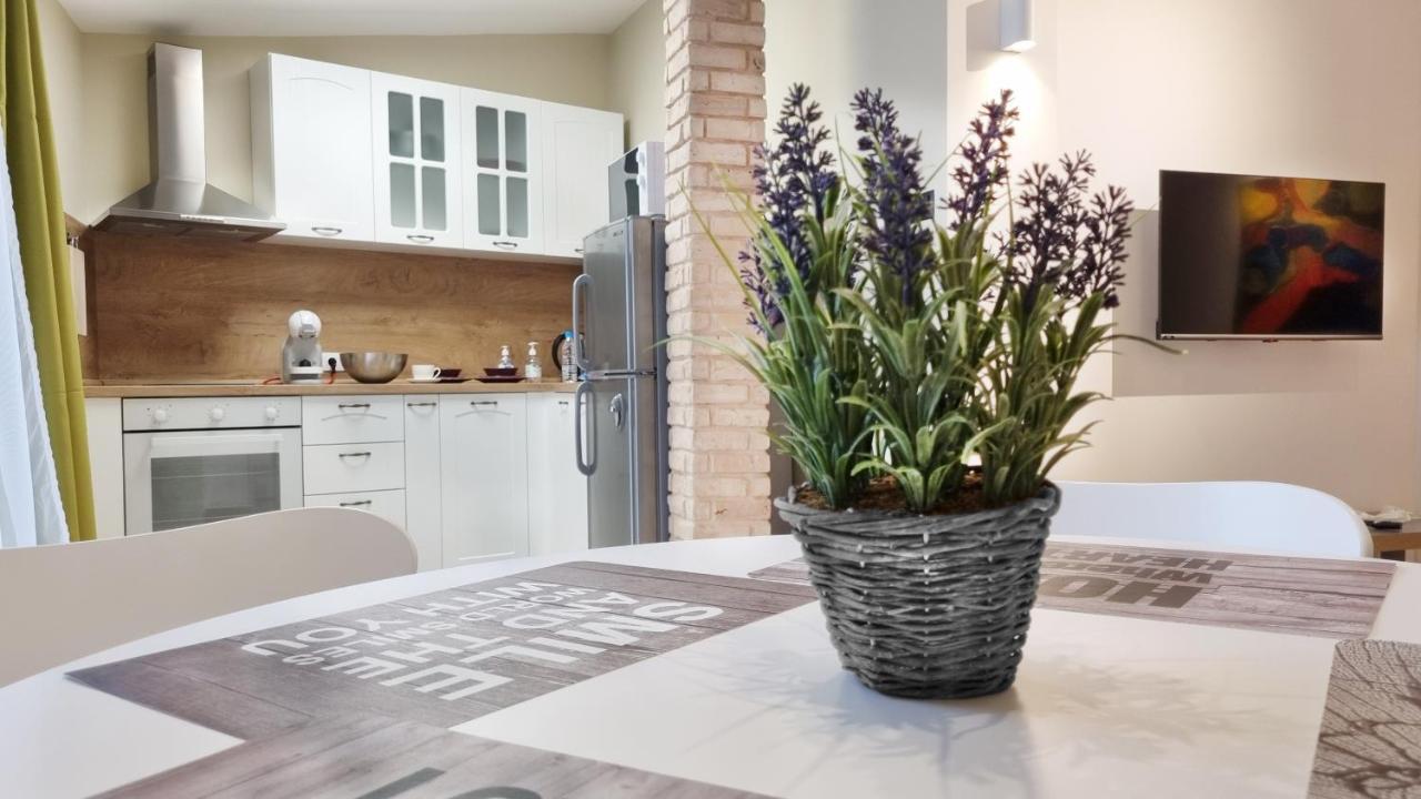 Old Town City Center Apartment Ruse Ngoại thất bức ảnh